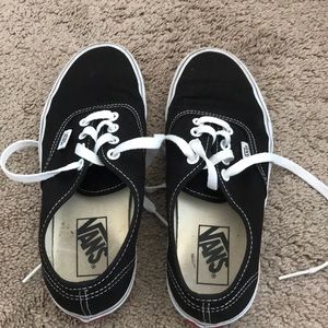 Black low top vans